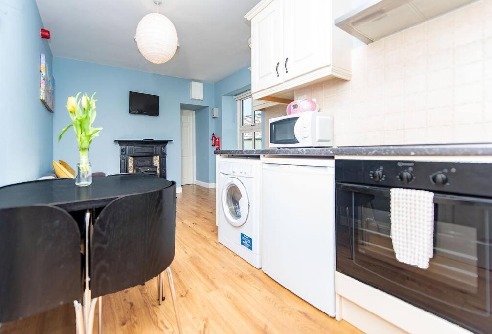 Clonbur House - One Bedroom Apartment Galway Exterior foto